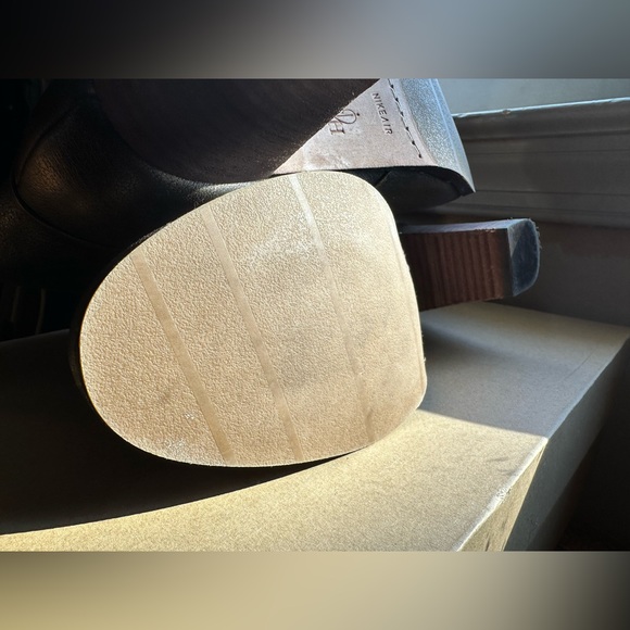 Cole Hann Cassidy stacked heel booties. Size 7.5 - Picture 13 of 14